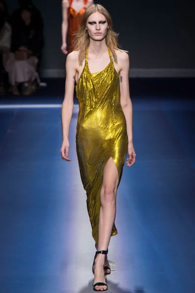 Look 51
